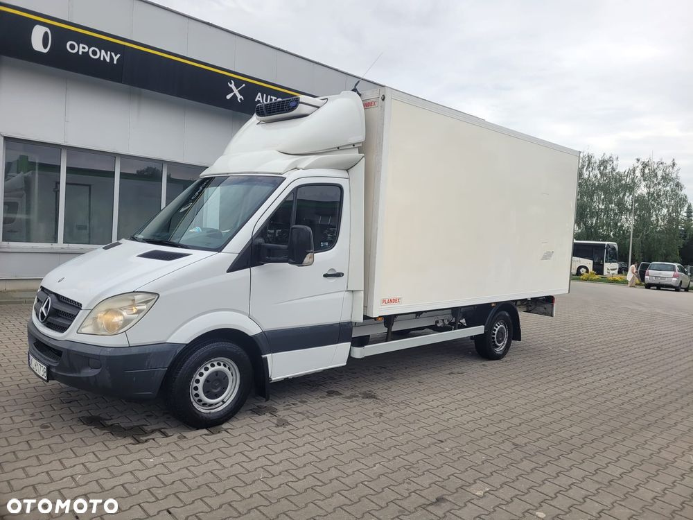 Mercedes-Benz Sprinter - 7