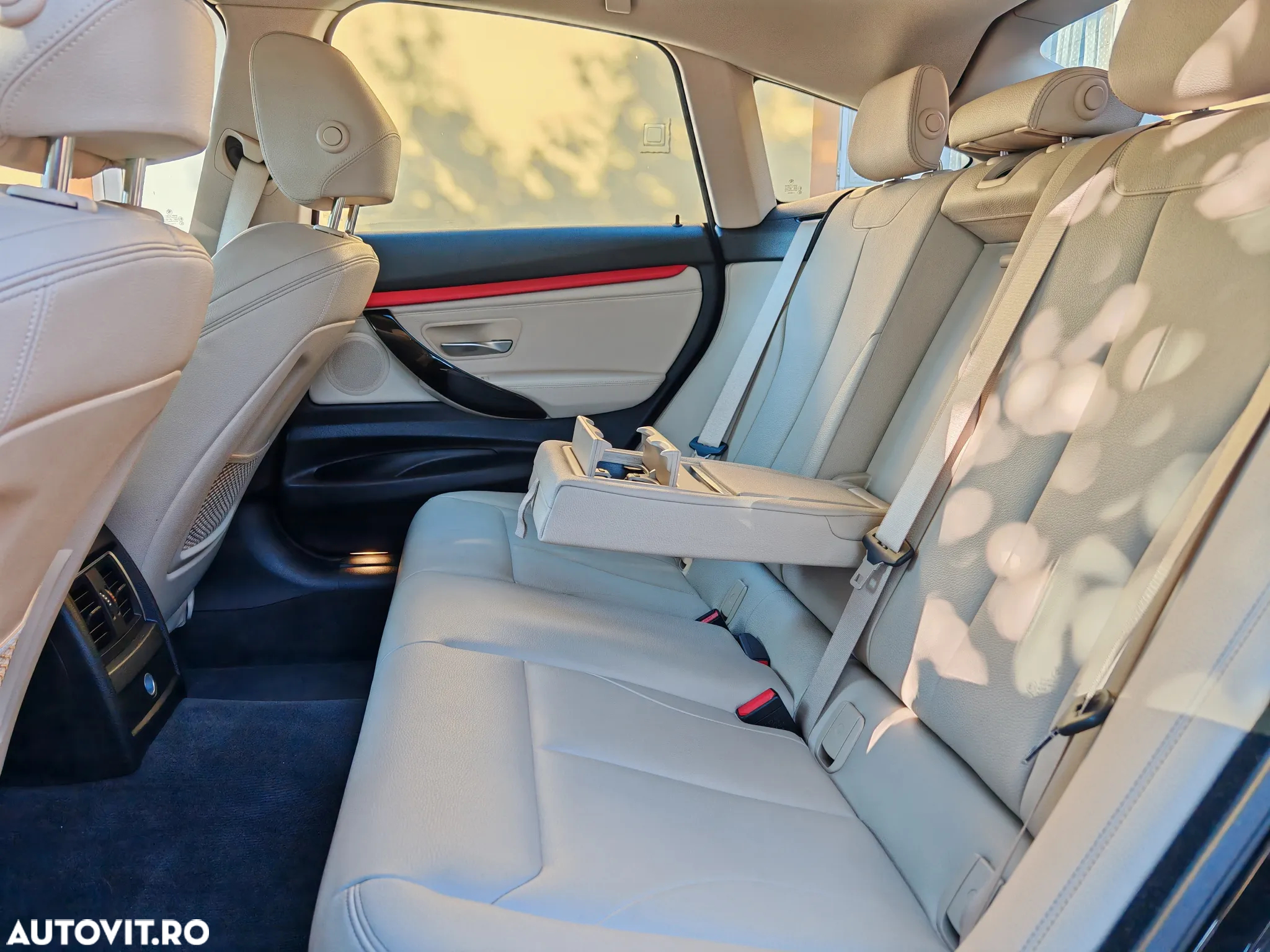 BMW Seria 3 320d Aut. Sport Line - 15