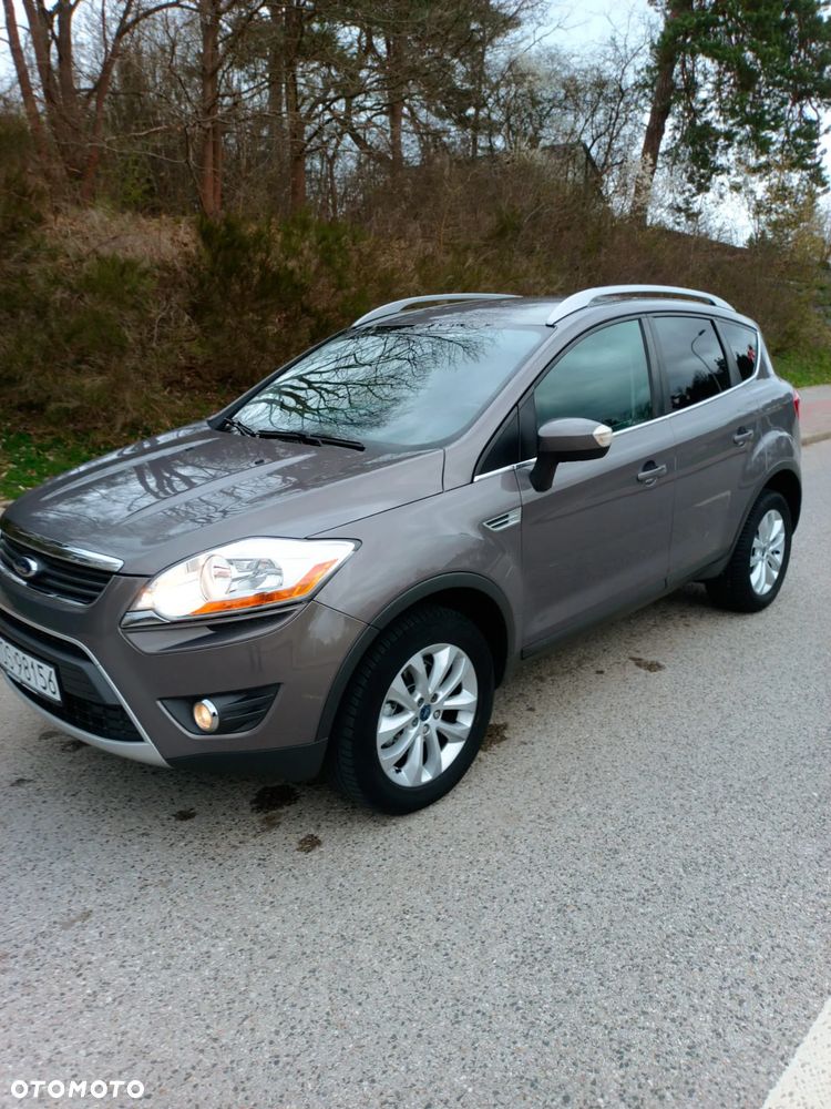 Ford Kuga - 1