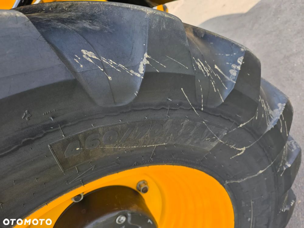 JCB 531 70 AGRI SUPER - 12