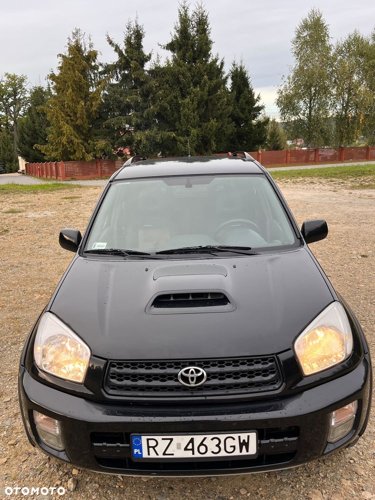 Toyota RAV4 2.0 D-4D 4x4 - 2