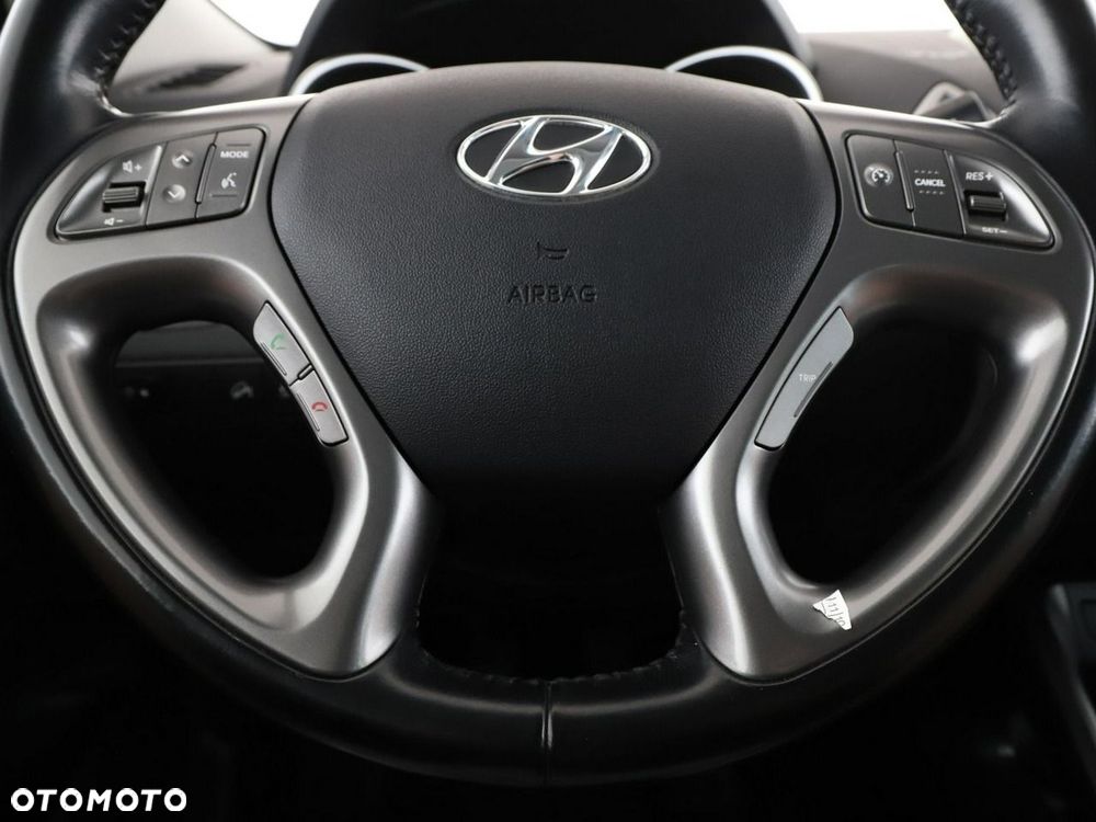 Hyundai ix35 1.6 2WD Fifa World Cup Edition - 22