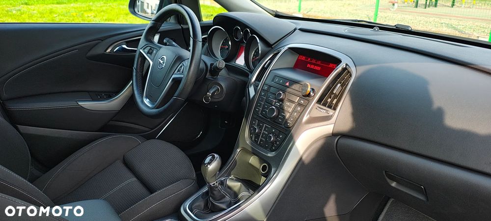 Opel Astra 1.4 Turbo - 16