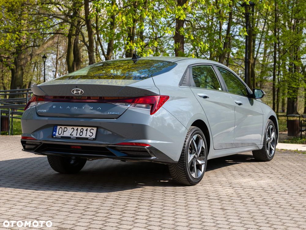Hyundai Elantra 1.6 Smart - 6