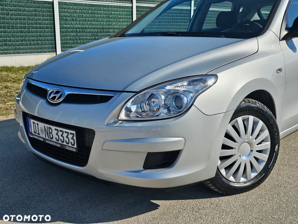 Hyundai i30 1.6 CRDi Base - 19