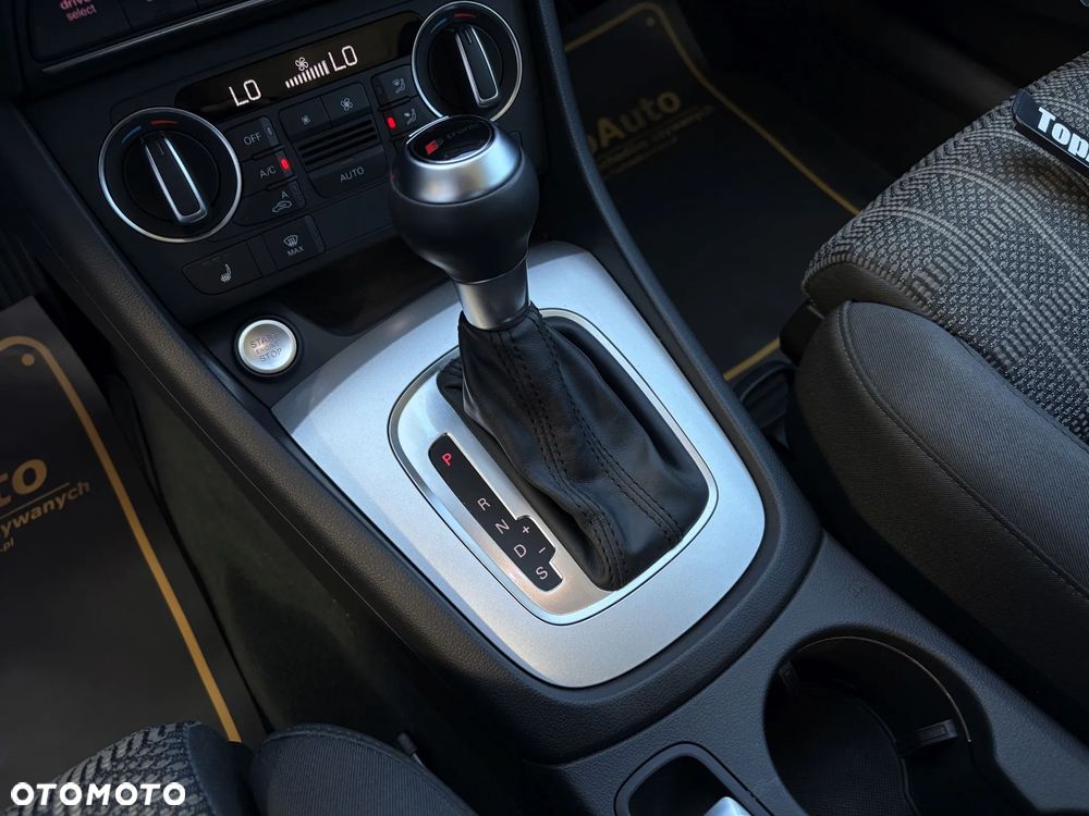Audi Q3 1.4 TFSI Edycja Specjalna S tronic - 33