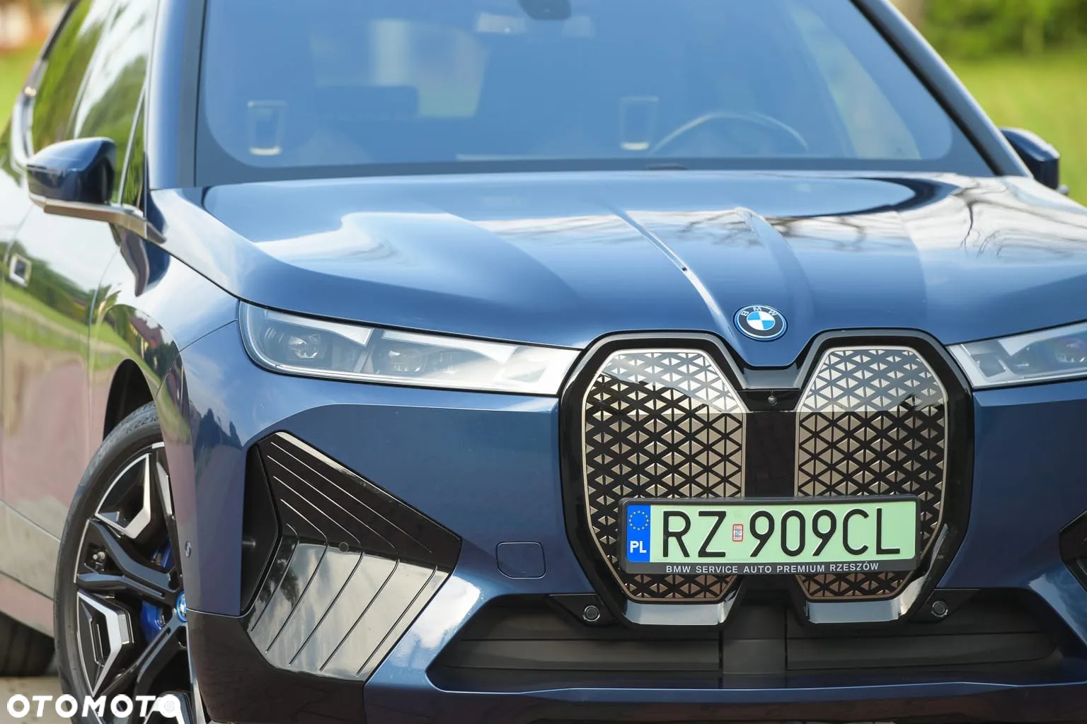 BMW iX - 7