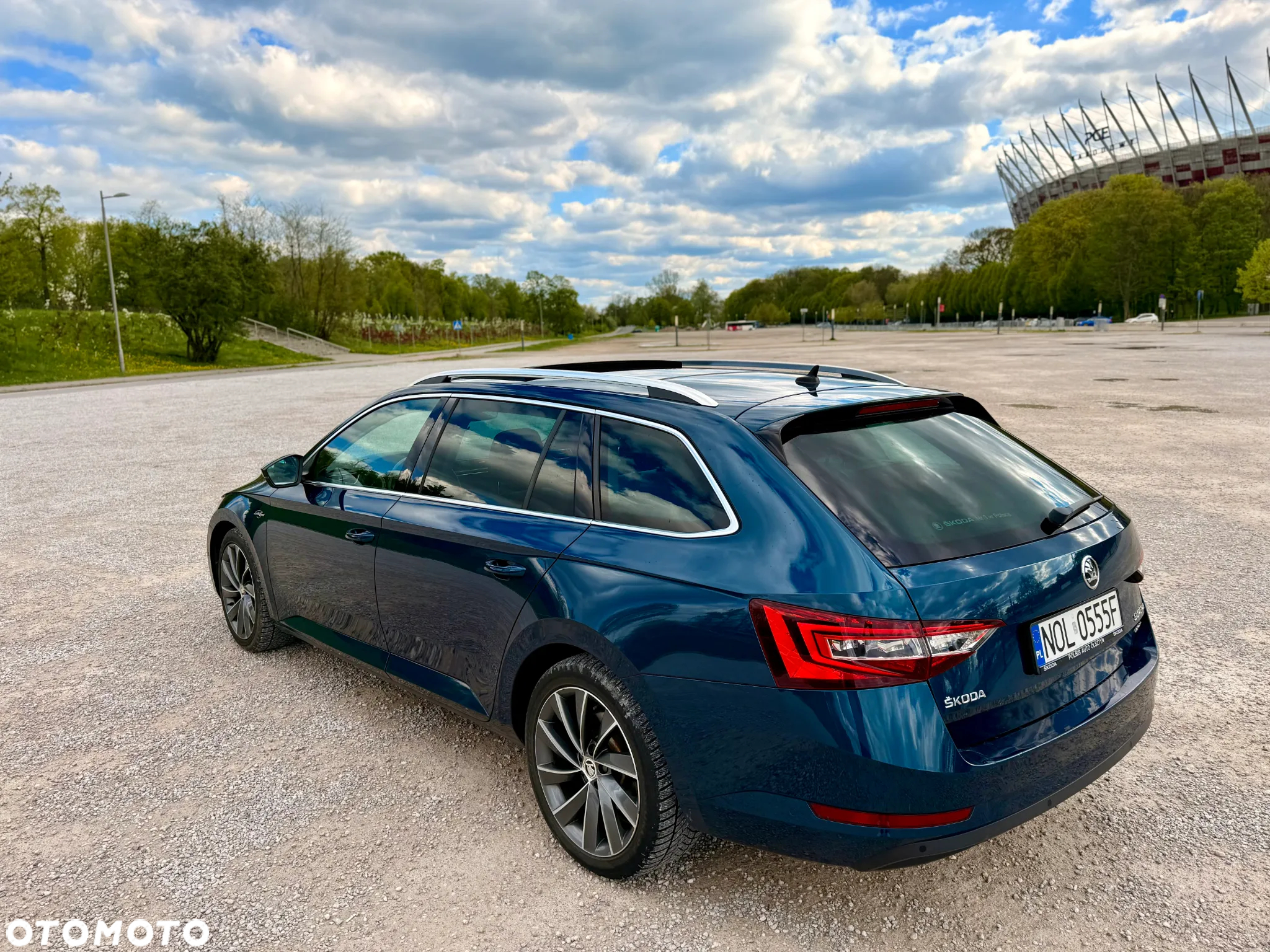 Skoda Superb 2.0 TDI 4x4 L&K DSG - 11