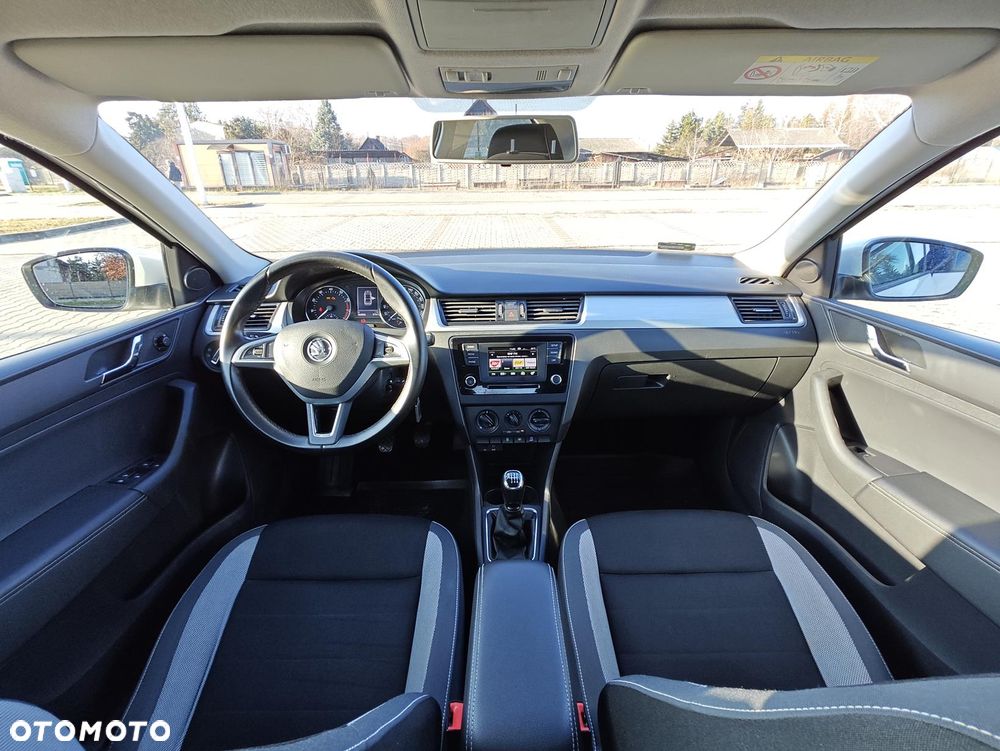 Skoda RAPID Spb 1.2 TSI Ambition - 6