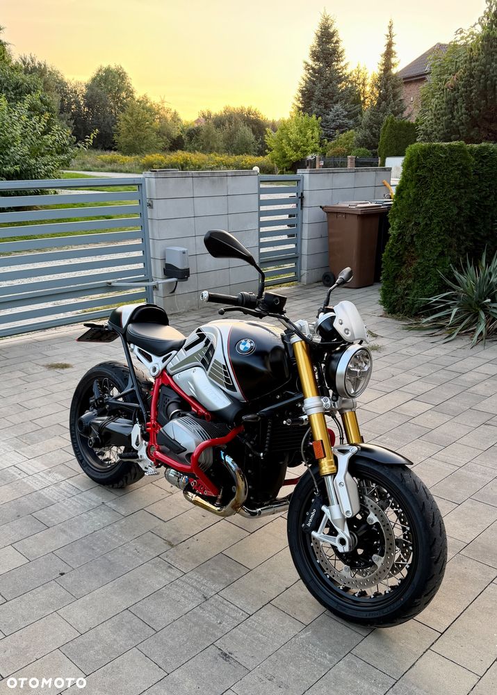 BMW R - 2