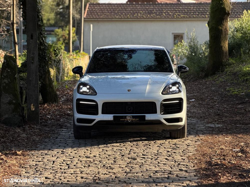 Porsche Cayenne E-Hybrid - 3