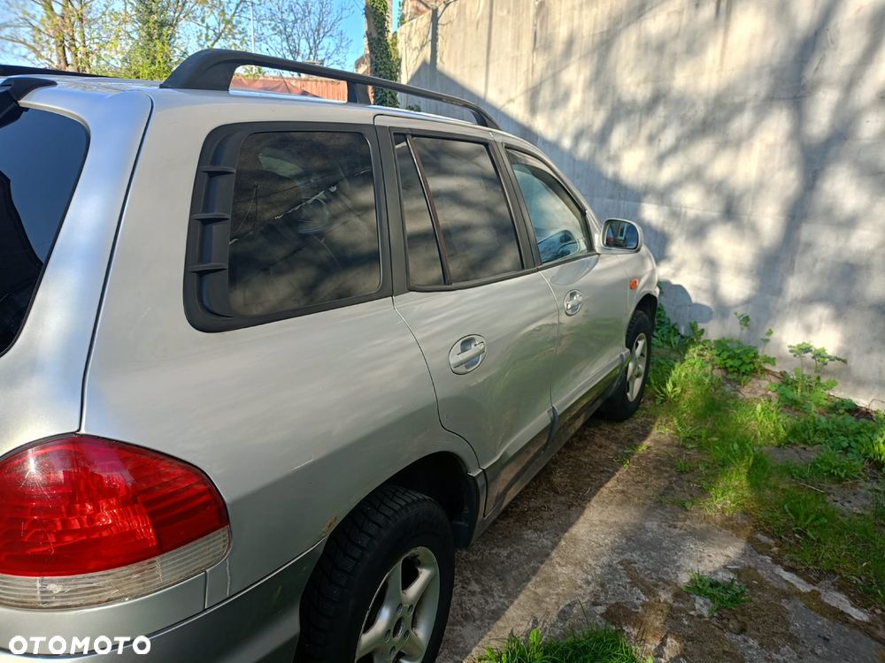 Hyundai Santa Fe - 3