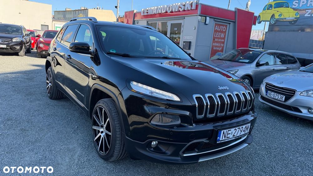 Jeep Cherokee - 1