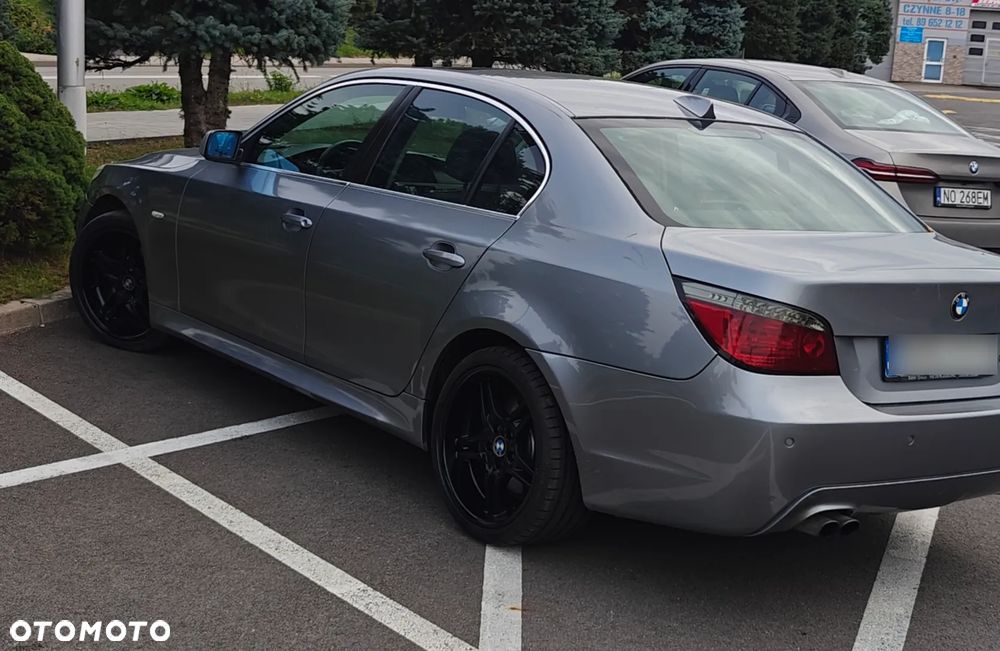 BMW Seria 5 520i - 12