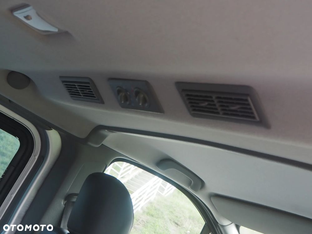 Renault Trafic 2.0 dCi 115 Passenger L2H1 Expression - 9