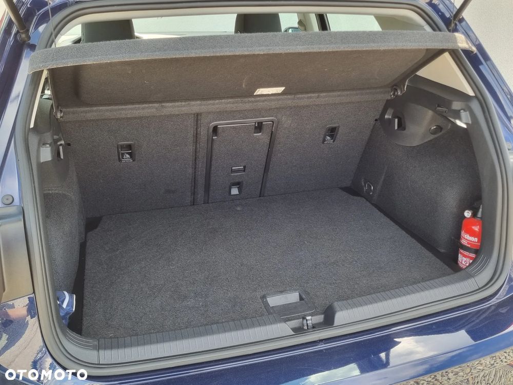 Volkswagen Golf 1.5 eTSI EVO Style DSG - 12