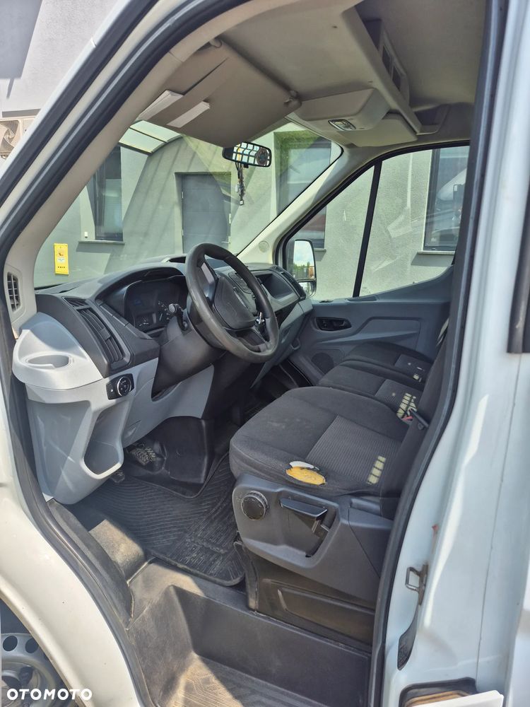 Ford Transit - 4