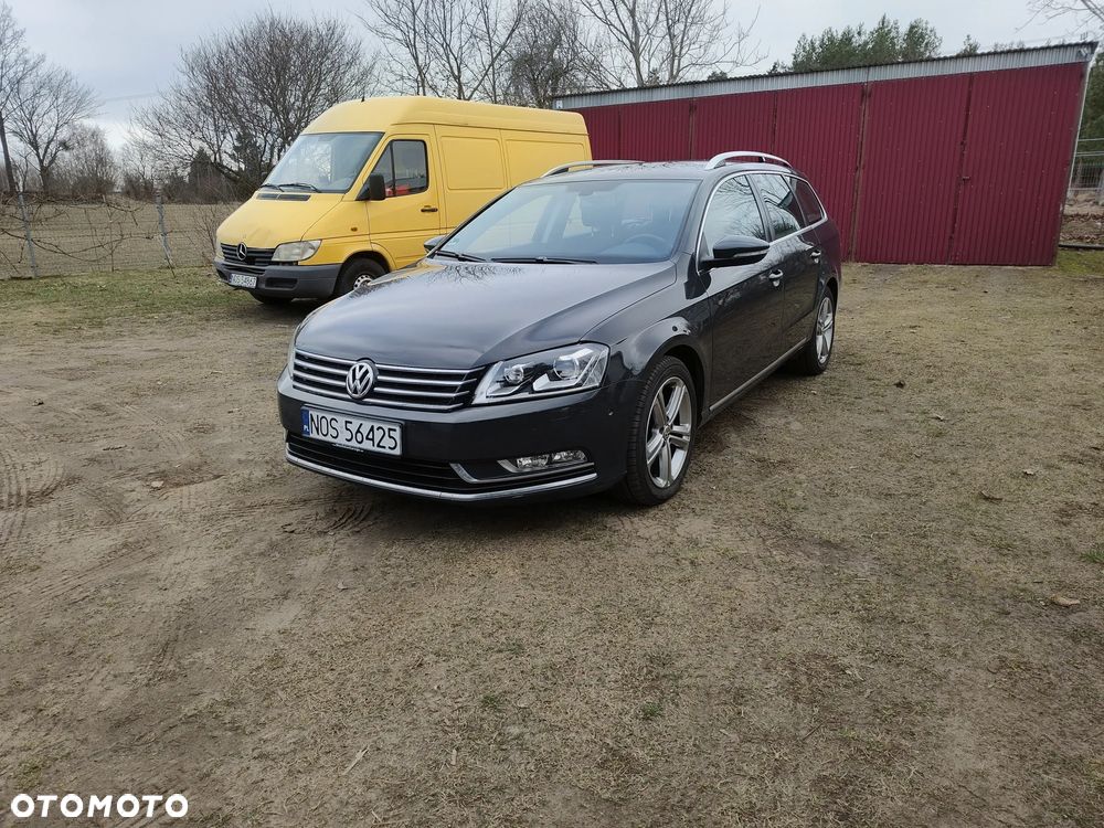 Volkswagen Passat 2.0 TDI DPF BlueMotion Technology Comfortline - 2