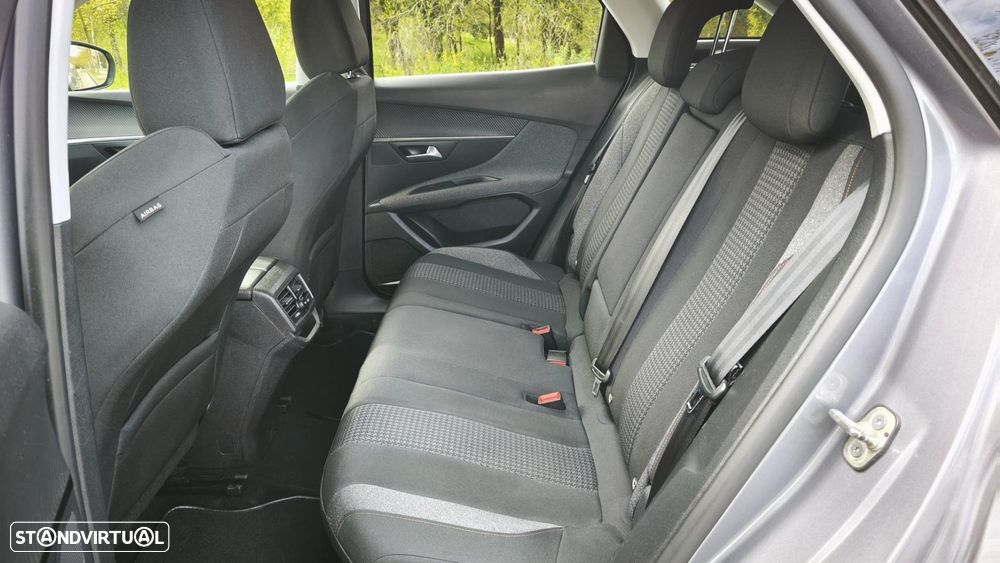 Peugeot 3008 1.5 BlueHDi Active Pack - 24