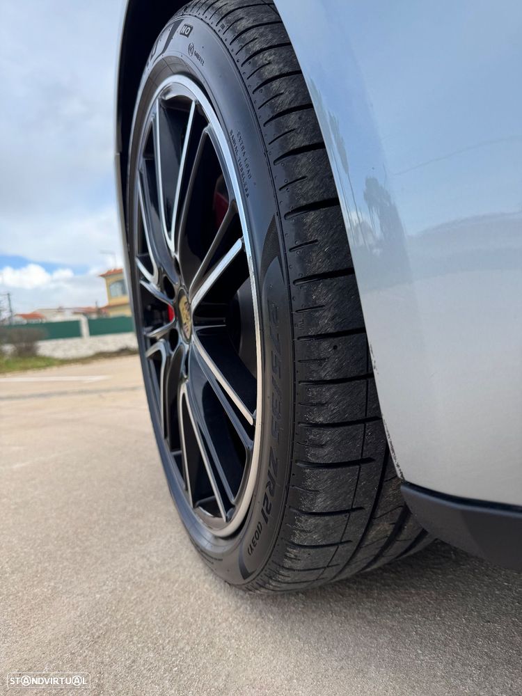 Porsche Panamera 4 E-Hybrid Platinum Edition com PDLS - 20