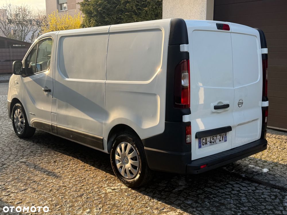 Renault Trafic - 13