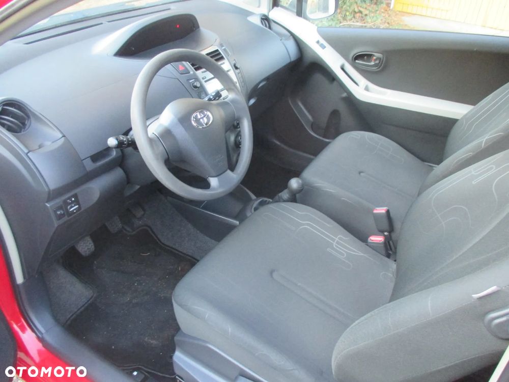 Toyota Yaris 1.33 Active - 22