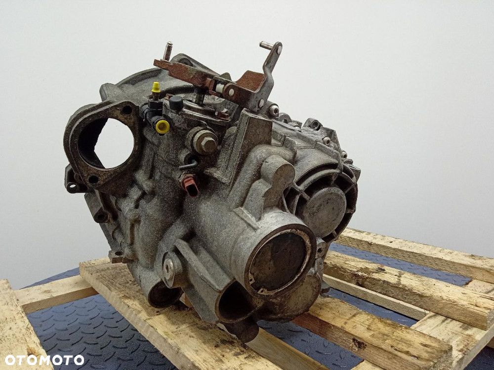 VW TOURAN I 03- 2.0 TDI 140KM SKRZYNIA BIEGÓW MANUALNA KXD MT 6 - 5