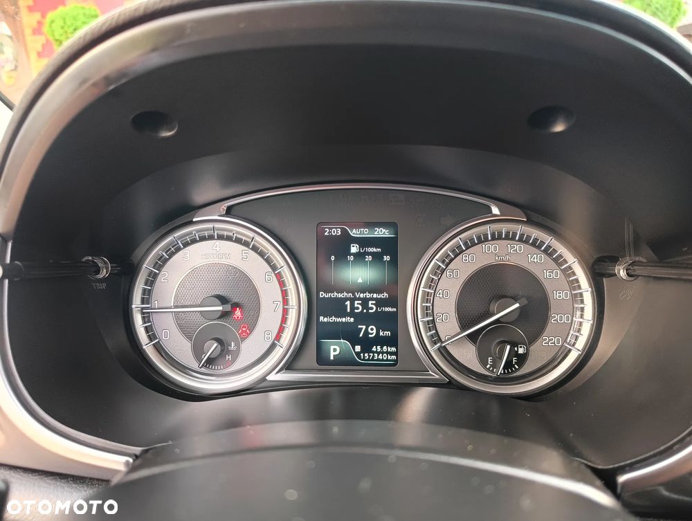 Suzuki Vitara 1.0 Boosterjet Premium 4WD - 26
