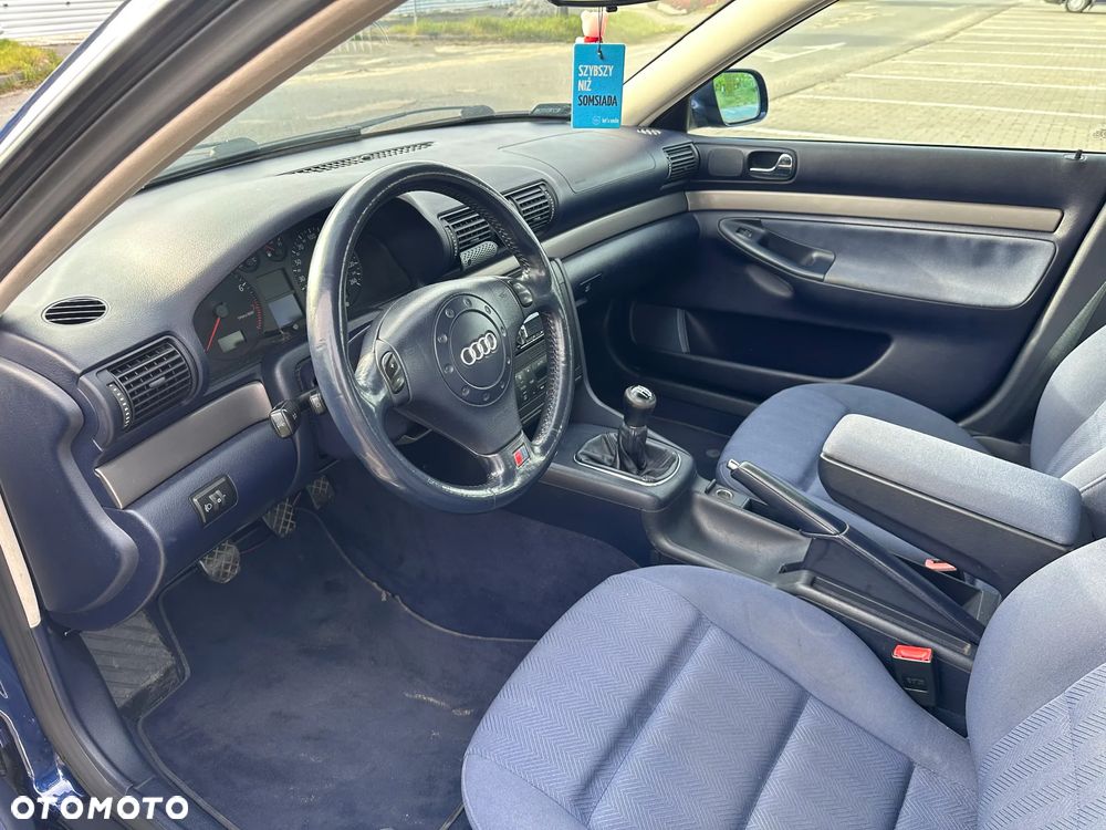 Audi A4 Limousine 1.8T - 10