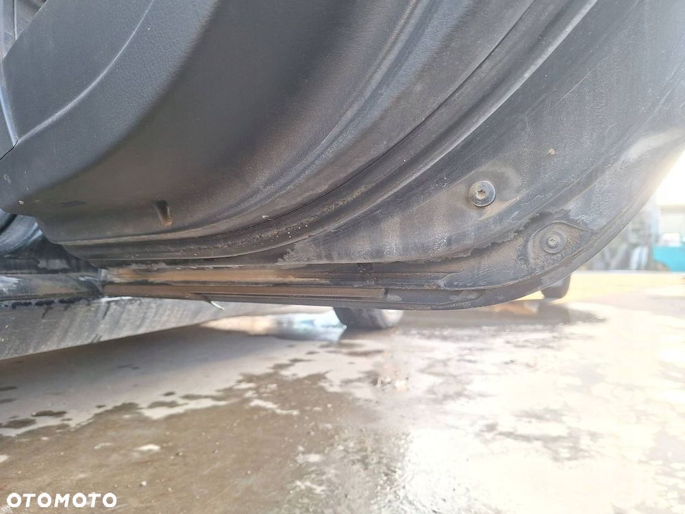 DRZWI KOMPLETNE PRAWY TYŁ AUDI A6 C6 04-08r KOMBI LY9B - 2
