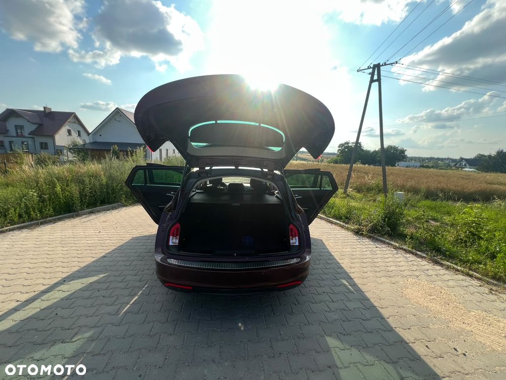 Opel Insignia - 30