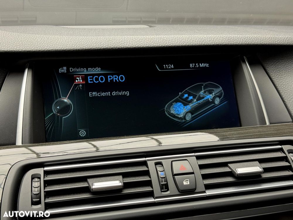 BMW Seria 5 525d xDrive Aut. Luxury Line - 14