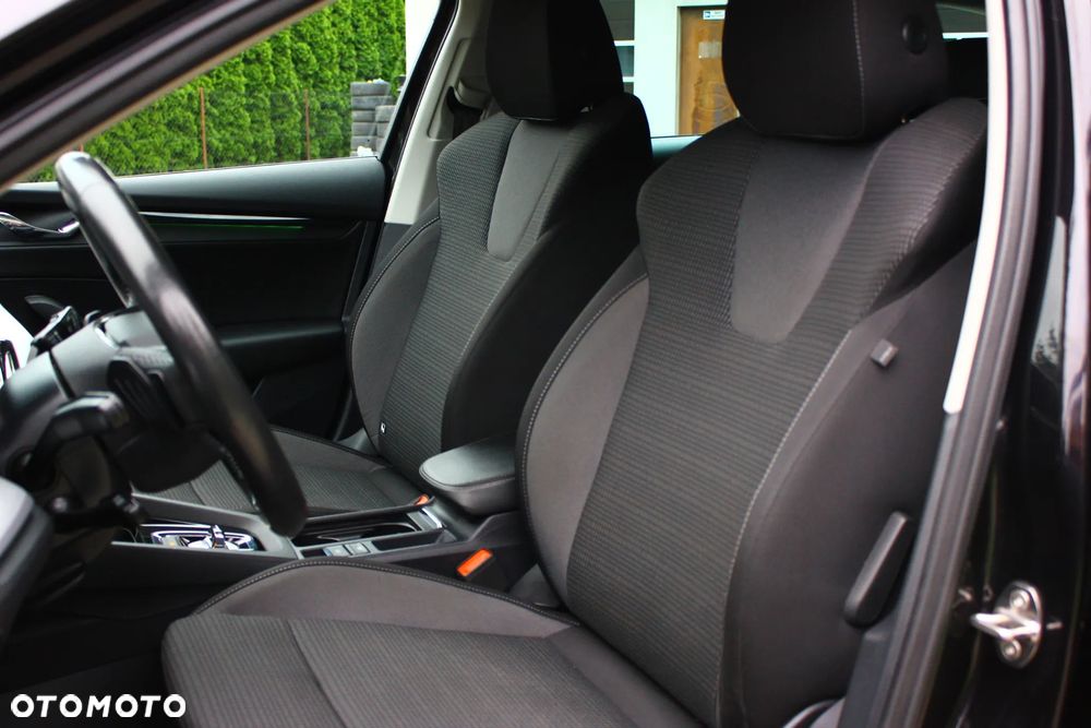 Skoda Octavia 1.4 TSI DSG Style - 25
