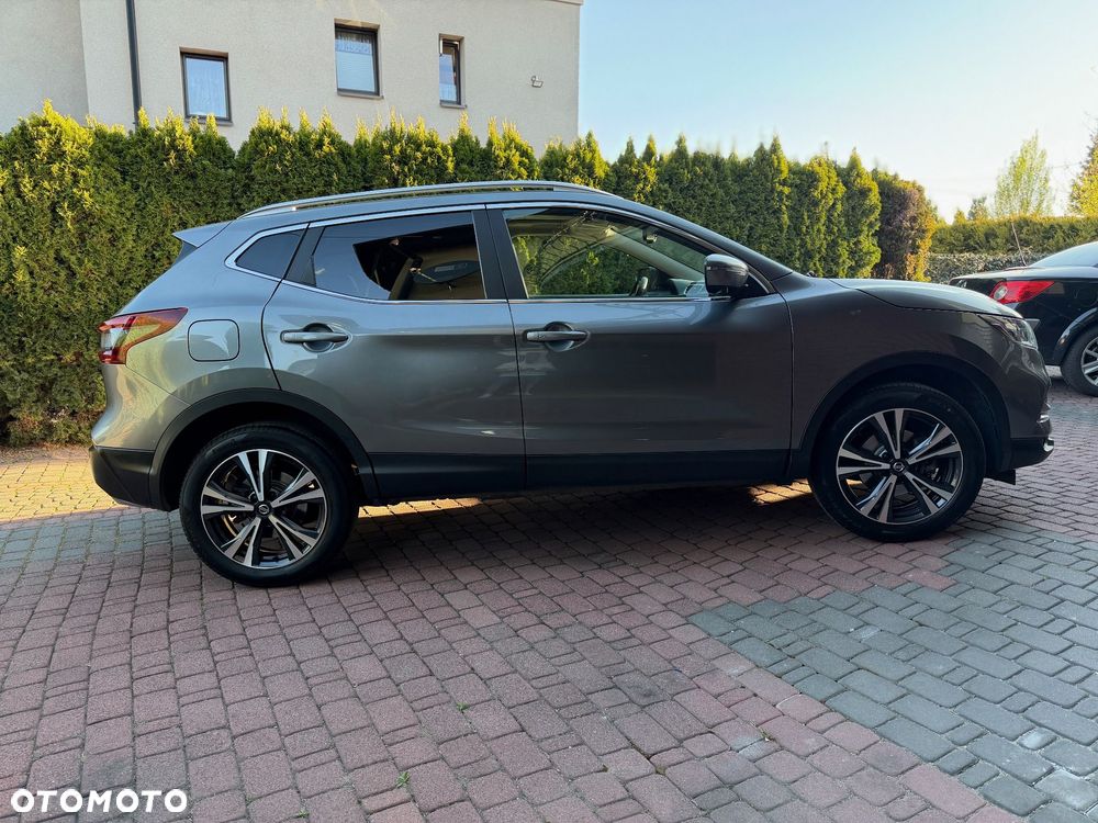 Nissan Qashqai 1.3 DIG-T N-Connecta EU6d - 5