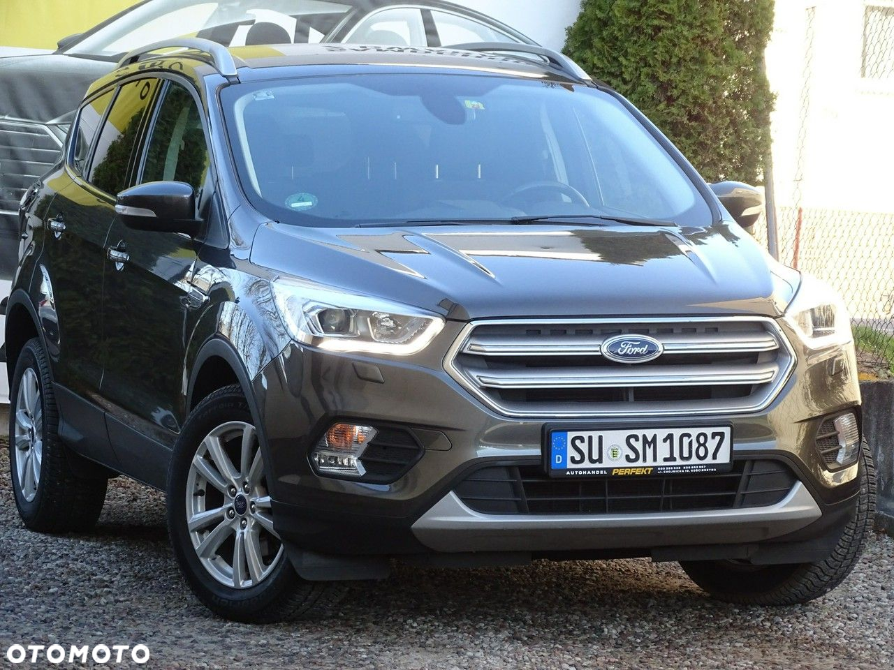Ford Kuga - 2