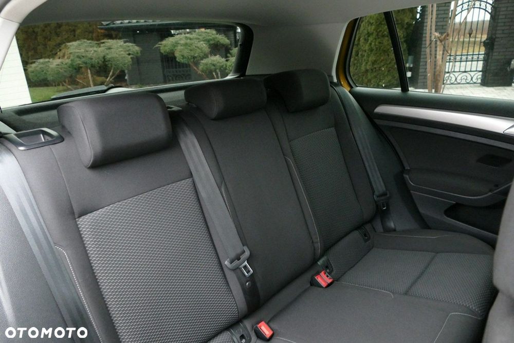 Volkswagen Golf 1.0 TSI Highline - 27