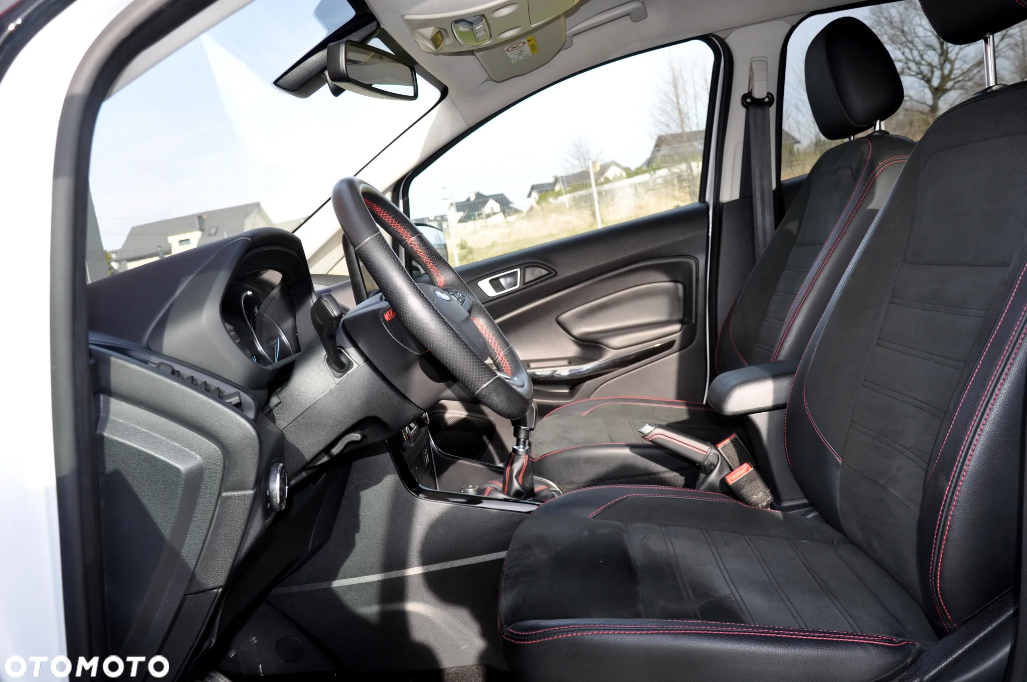 Ford EcoSport 1.0 EcoBoost ST-Line Black ASS - 26