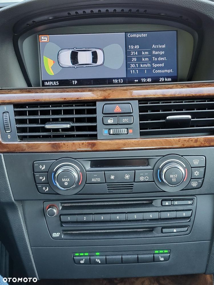 BMW Seria 3 325i - 9