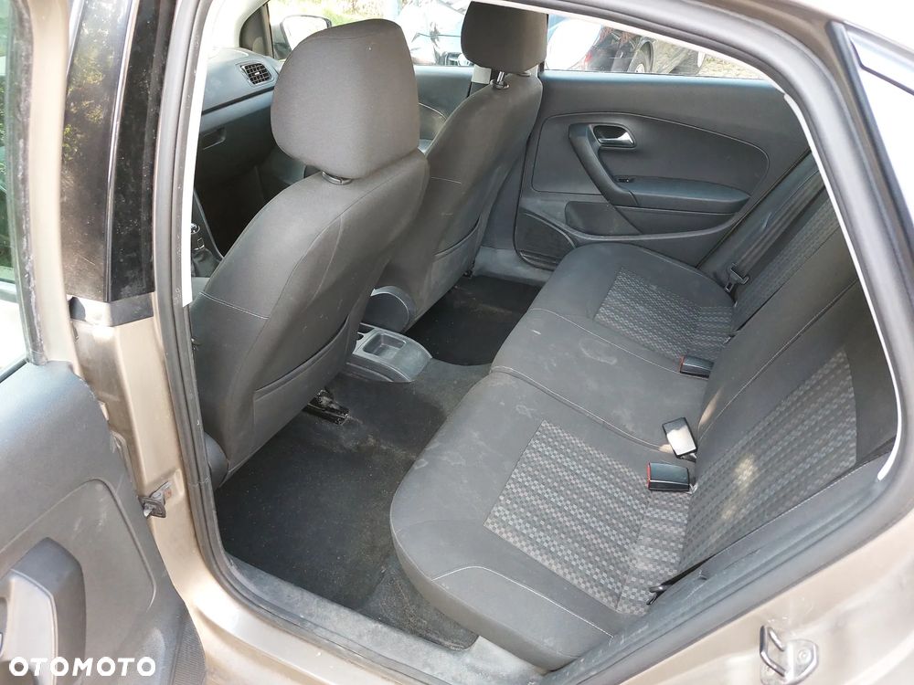 Volkswagen Polo - 19