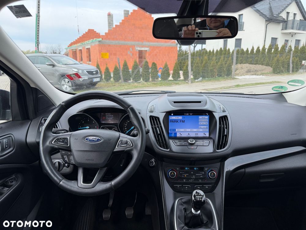 Ford Kuga 2.0 TDCi 4x2 Titanium - 18
