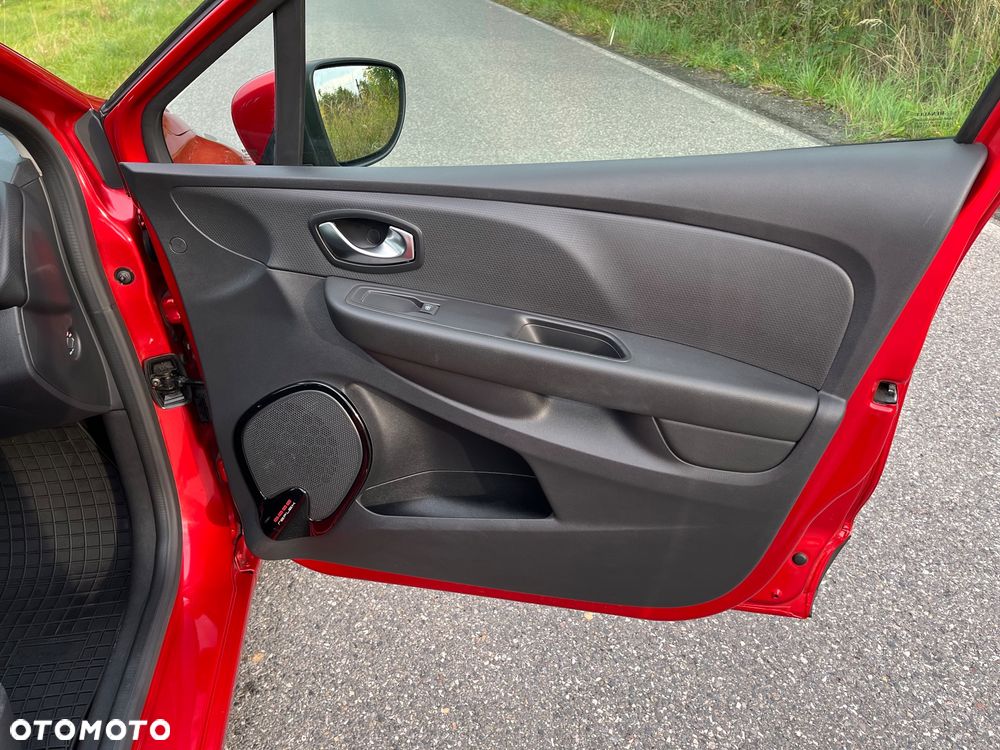 Renault Clio (Energy) TCe 90 Start & Stop INTENS - 14