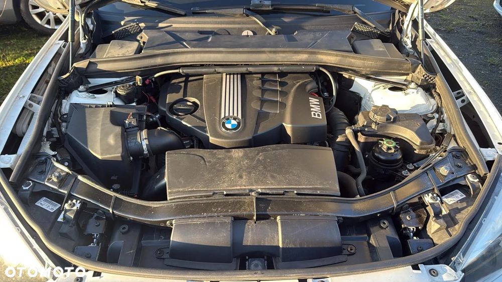 BMW X1 xDrive18d Sport Line - 27