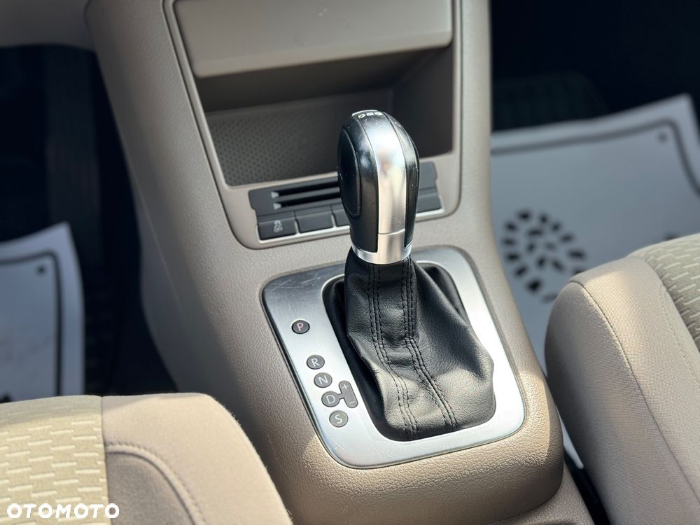 Volkswagen Golf Plus - 21