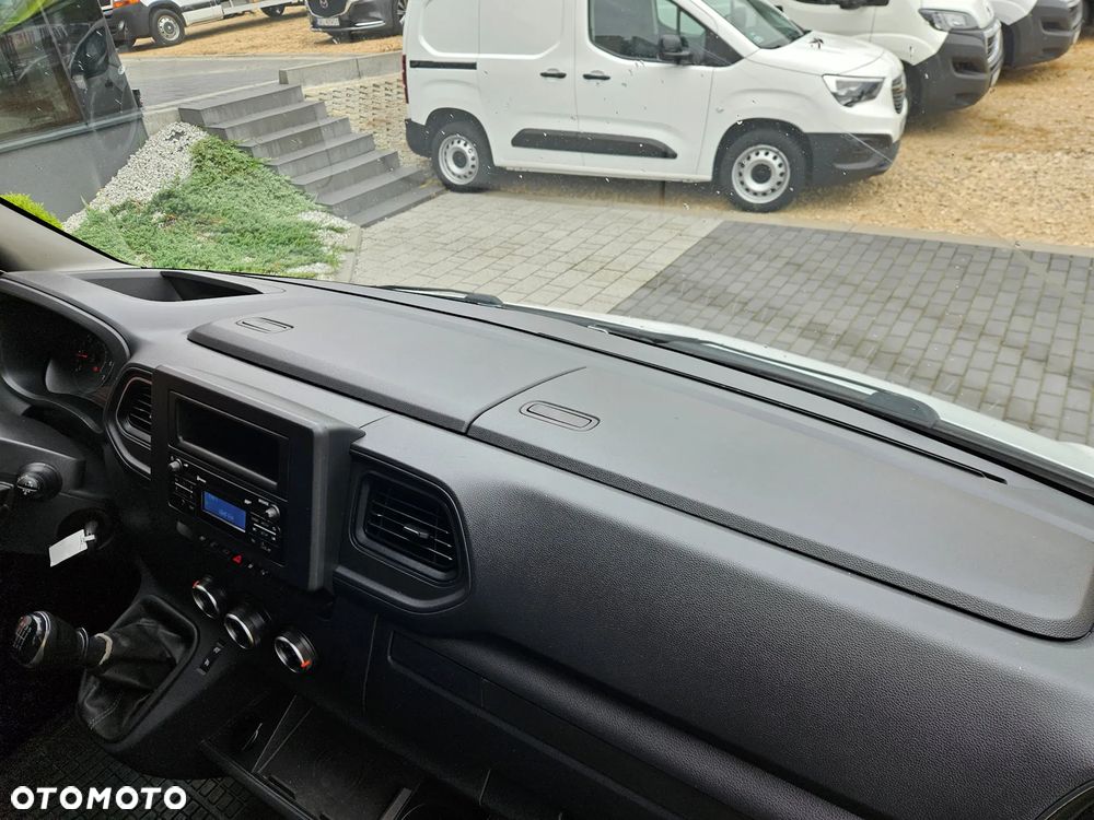 Opel MOVANO L2H2 2.3CDTI 150KM - 28