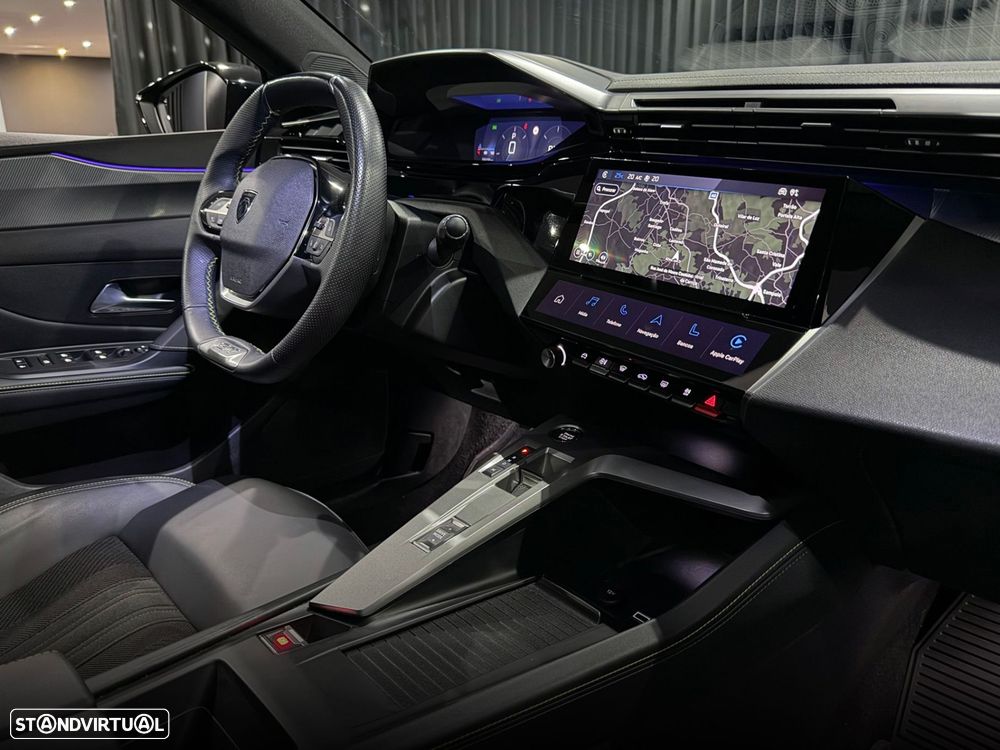 Peugeot 408 1.2 PureTech GT EAT8 - 37