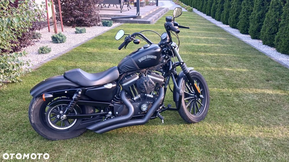 Harley-Davidson Sportster Iron 883 - 27