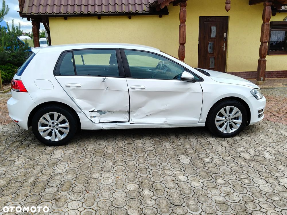 Volkswagen Golf - 9