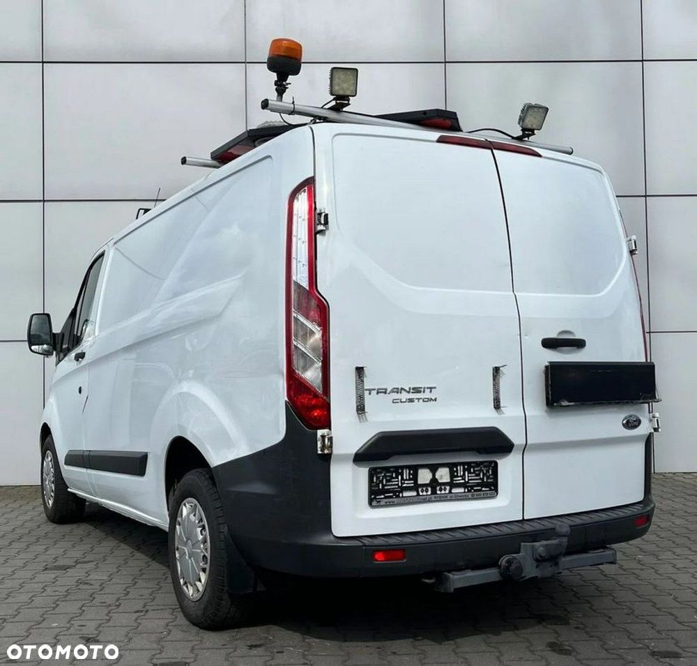 Ford Transit Custom - 12