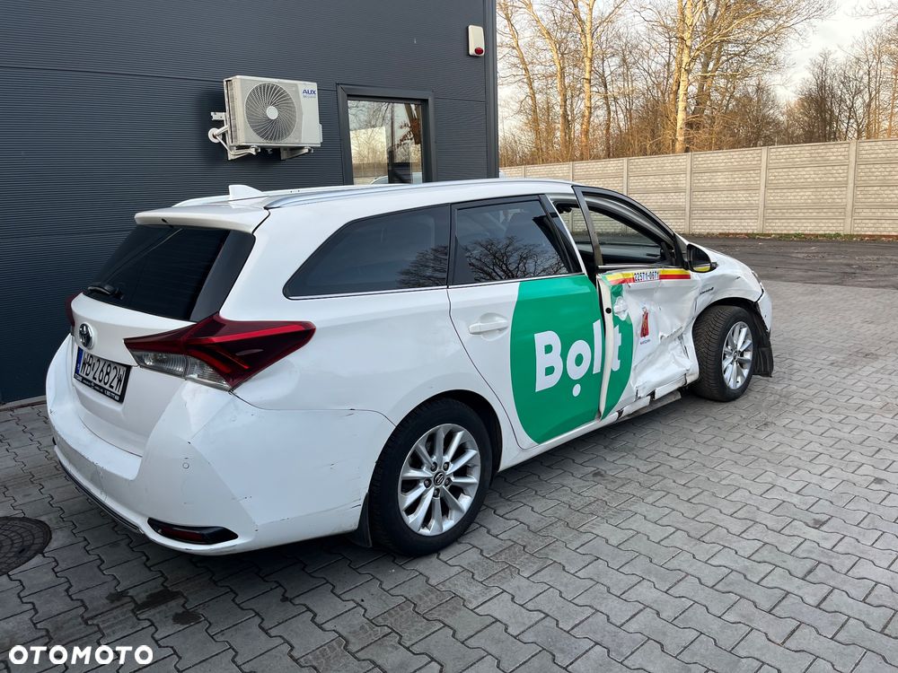 Toyota Auris Hybrid 135 Comfort - 9