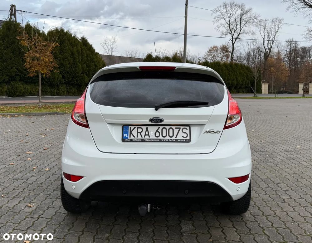 Ford Fiesta 1.5 TDCi SYNC Edition - 9